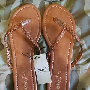 Rue 21 nwt sandles